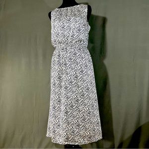 The Limited Monochrome Patterned Midi Dress